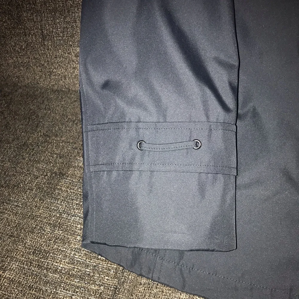 Weatherproof jacket - Picture 7 of 16